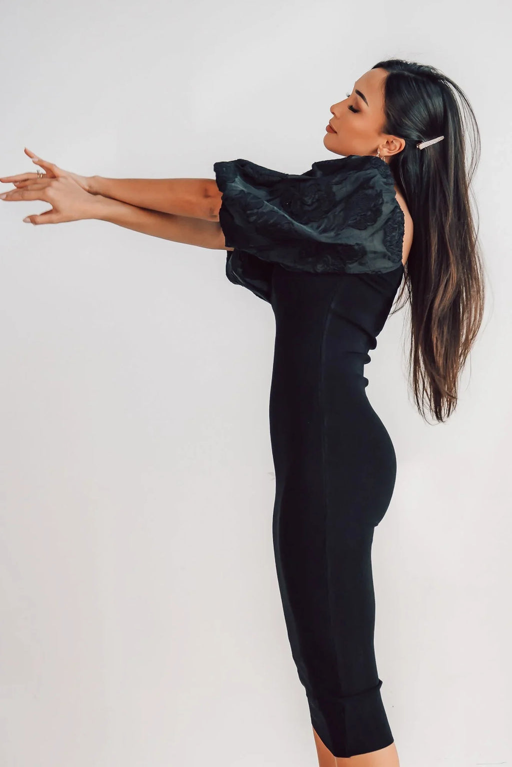 Weyland Bodycon Midi Dress | Black